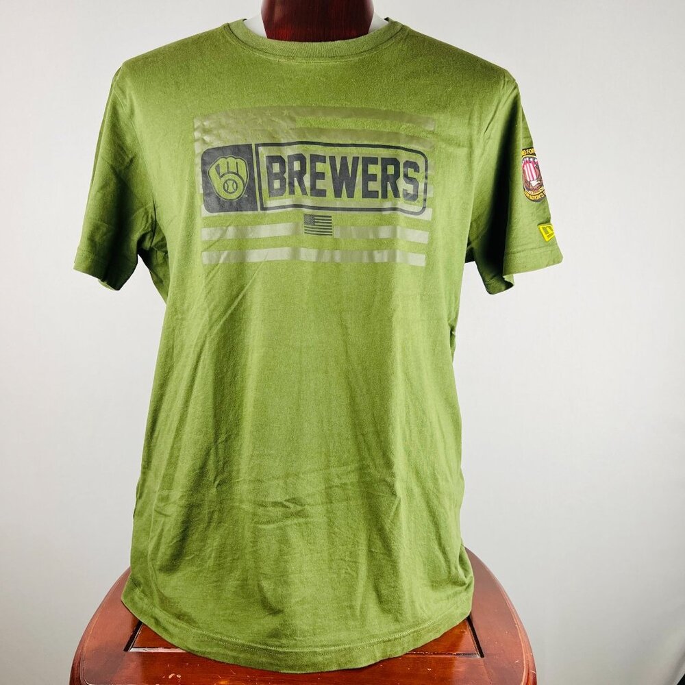 Milwaukee Brewers Armed Forces 2023 XL T-Shirt Shirt